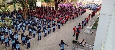 Semangat Kebersamaan dalam Senam Sehat MTsN 2 Nganjuk